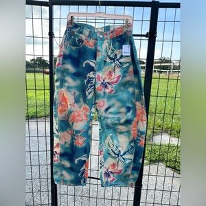 Free People We The Free Good Luck Barrel Jeans in Pool Floral 25 (fits like 24)